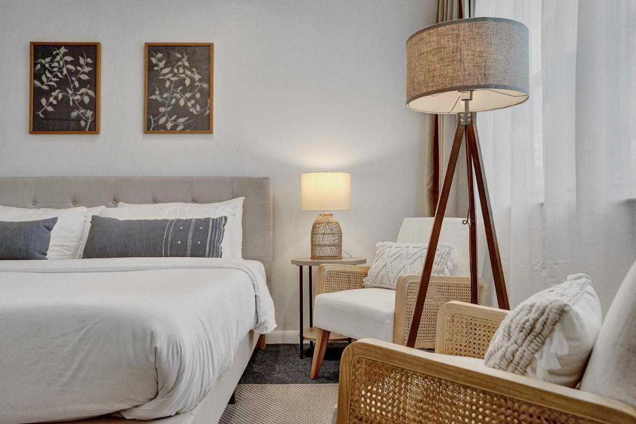 #1 - Marine - 1 Bedroom * Hollywood